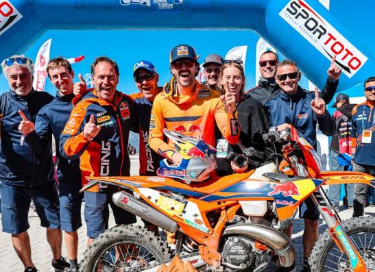 MANUEL LETTENBICHLER REMPORTE LA COURSE SEA TO SKY ET RENFORCE SON AVANCE AU CLASSEMENT GÉNÉRAL DU CHAMPIONNAT DU MONDE FIM HEWC