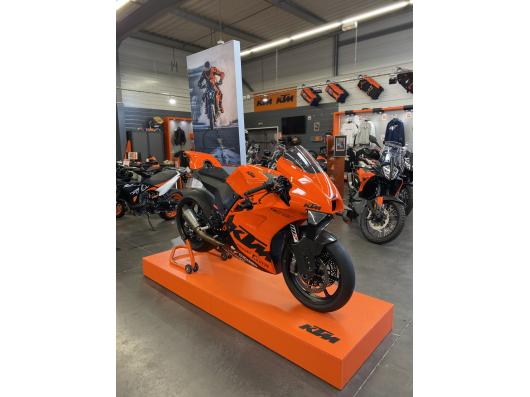 KTM RC 8C